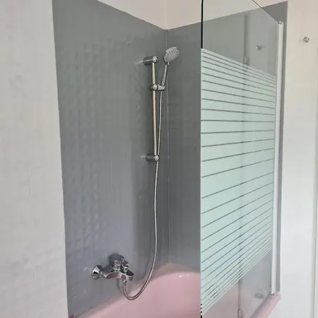 Seeliebe Bodensee Mit Wunderschoener Seesicht & Terrasse * Bodman-Ludwigshafen